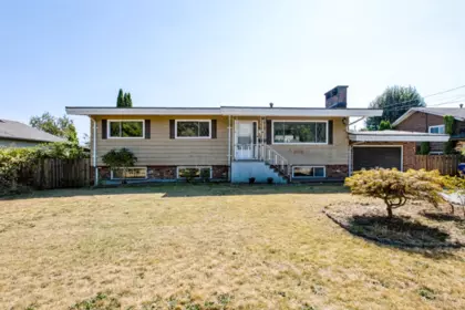 45596 Lewis Avenue, Chilliwack, BC, Chilliwack — Single Family Residence for sale
