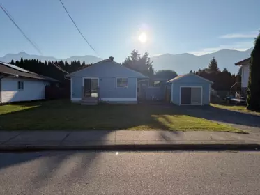 1682 Parkwood Drive, Agassiz, BC, Agassiz — Single Family Residence for sale