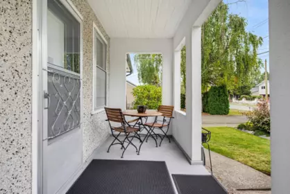 Family Room Photo of 4672 47a Street, Delta, BC