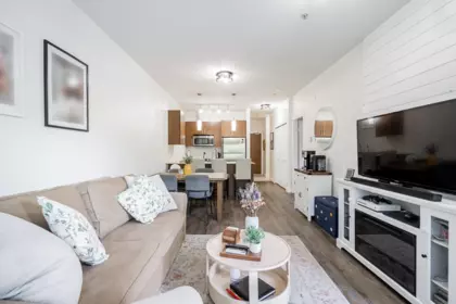 Kitchen Photo of 115 2943 Nelson Place, Abbotsford, BC