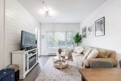 Living Room Photo of 115 2943 Nelson Place, Abbotsford, BC
