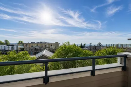 Community Amenities Photo (Clubhouse) of 7 15161 Prospect Avenue, White Rock, BC