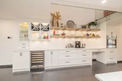 Pantry Photo of 7 15161 Prospect Avenue, White Rock, BC