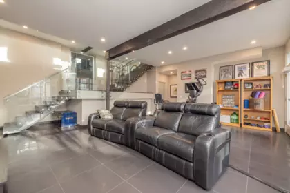 Street View Photo of 7 15161 Prospect Avenue, White Rock, BC