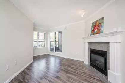 Pantry Photo of 307 15210 Pacific Avenue, White Rock, BC