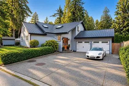 20560 45a Avenue, Langley, BC, Langley — Single Family Residence for sale