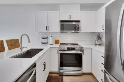 Kitchen Photo of 43 8277 161 Street, Surrey, BC