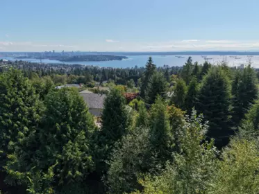 Living Room Photo of 1410 Camelot Road, West Vancouver, BC
