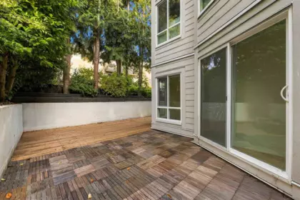 Outdoor Deck Photo of 102 1322 Martin Street, White Rock, BC