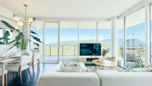 4702 567 Clarke Road, Coquitlam, BC
