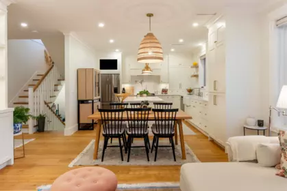 Family Room Photo of 201 Osborne Avenue, New Westminster, BC