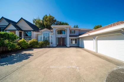 10791 Southdale Road, Richmond, BC, Richmond — Single Family Residence for sale