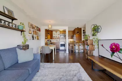 Kitchen Photo of 302 391 E 7th Avenue, Vancouver, BC