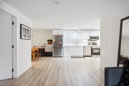 Breakfast Nook Photo of 207 232 Sixth Street, New Westminster, BC