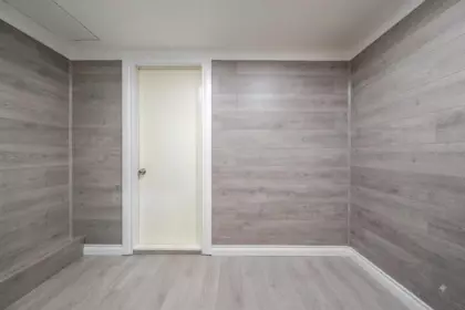 Hallway Photo of 13945 116 Avenue, Surrey, BC