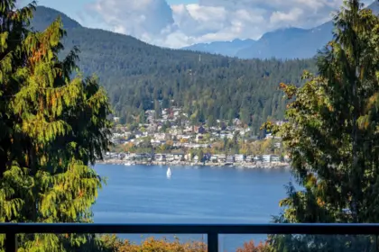 1034 Gatensbury Road, Port Moody, BC, Port Moody — Single Family Residence for sale