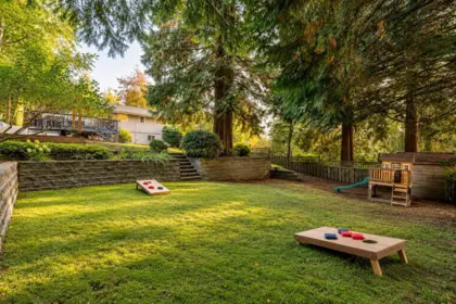 1361 E 15th Street, North Vancouver, BC, North vancouver — Single Family Residence for sale