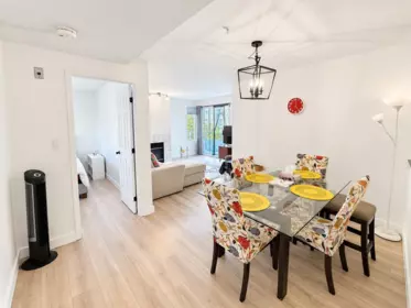 504 137 West 17th Street, North Vancouver, BC, North Vancouver — Apartment/Condo for sale