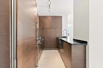 2404 565 Smithe Street, Vancouver, BC, Vancouver — Apartment/Condo for sale