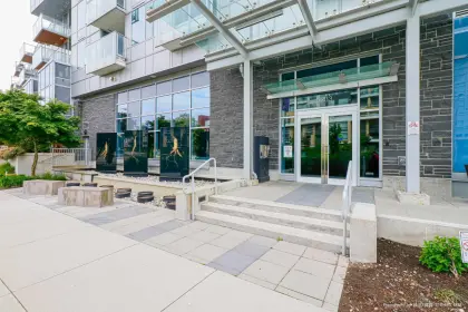 706 5233 Gilbert Road, Richmond, BC, Richmond — Apartment/Condo for sale