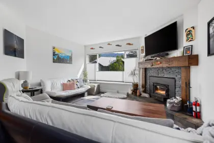 10 7467 Prospect Street, Pemberton, BC, Pemberton — Townhouse for sale