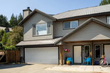 10 7467 Prospect Street, Pemberton, BC, Pemberton — Townhouse for sale