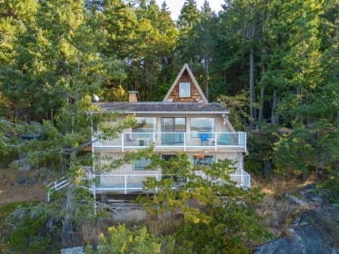 Loft / Bonus Room Photo of 315 Deacon Lane, Galiano Island, BC