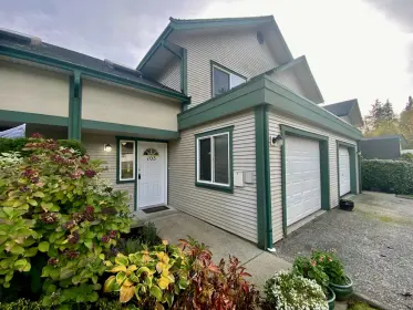 103 5711 Ebbtide Street, Sechelt, BC, Sechelt — Townhouse for sale