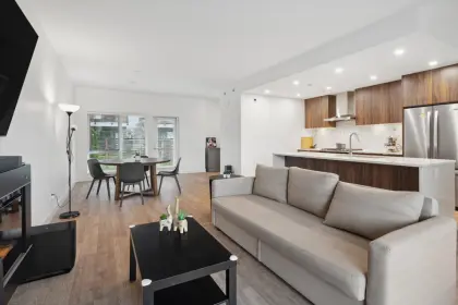 18 3596 Salal Drive, North Vancouver, BC, North vancouver — Townhouse for sale