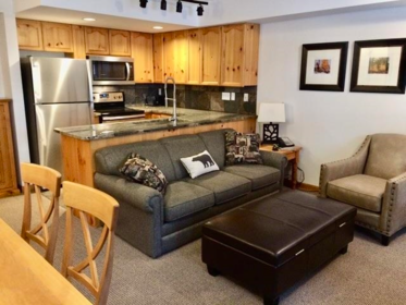 20 4375 Northlands Boulevard, Whistler, BC, Whistler — Townhouse for sale