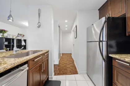 401 1080 Pacific Street, Vancouver, BC, Vancouver — Apartment/Condo for sale