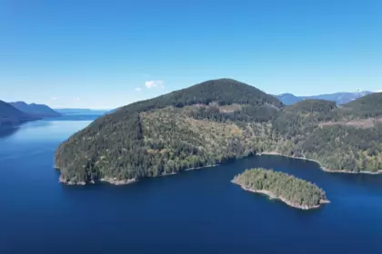 DL 4055 E Dark Cove Jervis Road, Madeira Park, BC, Nelson Island — 2 bed single family residence for sale