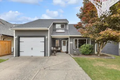 2125 Winston Court, Langley, BC, Langley — Single Family Residence for sale