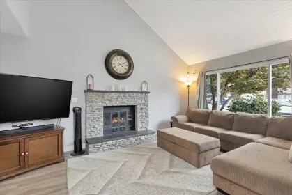 2125 Winston Court, Langley, BC, Langley — Single Family Residence for sale