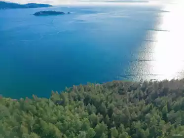 Primary Bathroom Photo of 381 Waterfront, Bowen Island, BC