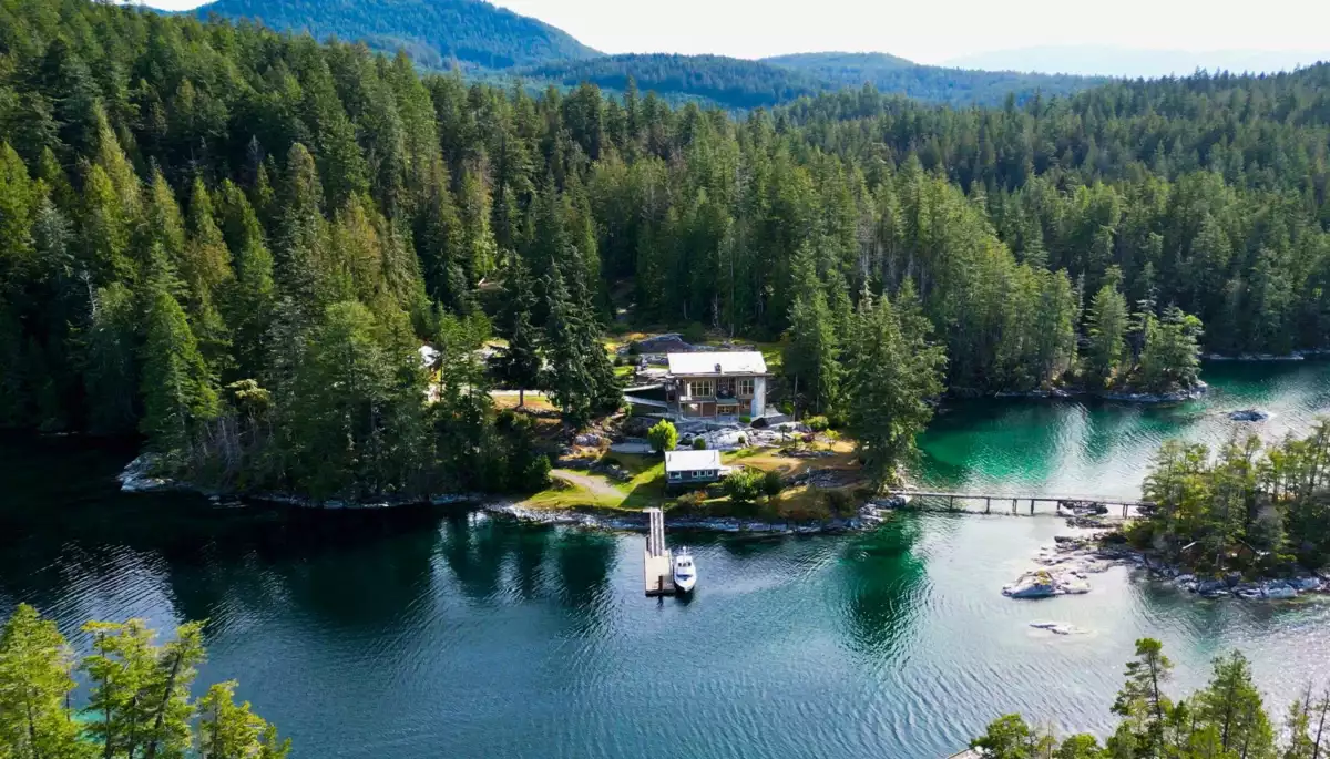 Exterior Rear Photo of 4355 Blind Bay Shoreline, Nelson Island, BC