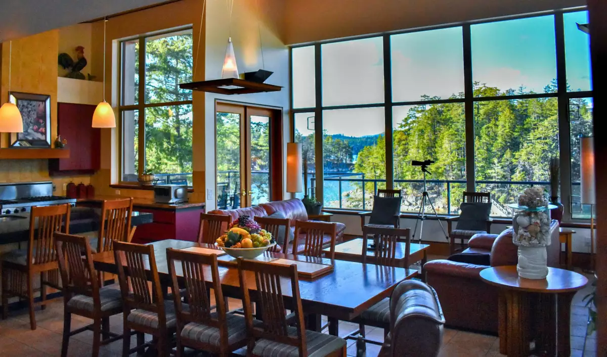 Office / Den Photo of 4355 Blind Bay Shoreline, Nelson Island, BC