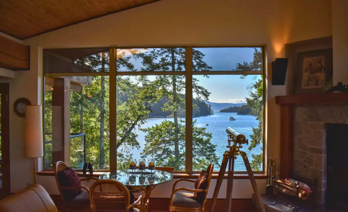 Staircase Photo of 4355 Blind Bay Shoreline, Nelson Island, BC