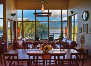 Entry Foyer Photo of 4355 Blind Bay Shoreline, Nelson Island, BC