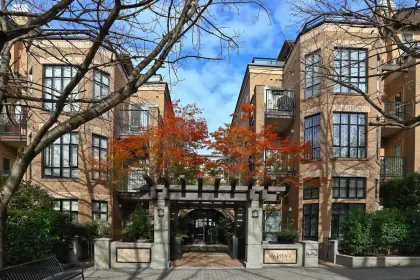301 2175 Salal Drive, Vancouver, BC, Vancouver — Apartment/Condo for sale