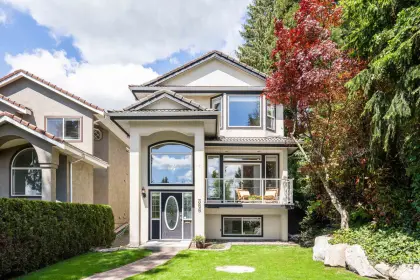 366 E 26th Street, North Vancouver, BC, North vancouver — Single Family Residence for sale