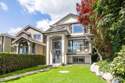366 E 26th Street, North Vancouver, BC, North vancouver — Single Family Residence for sale