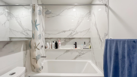 Guest Bathroom Photo of 4605 4880 Lougheed Highway, Burnaby, BC