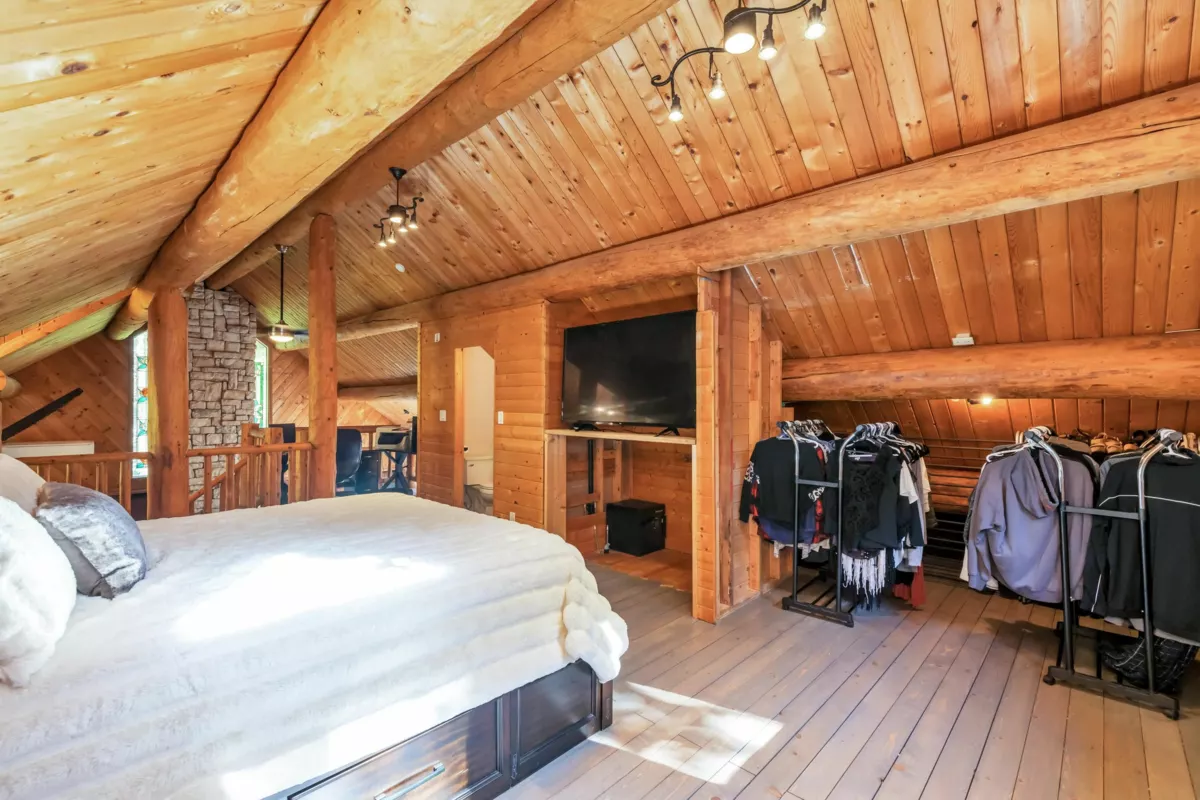 Laundry Room Photo of 11108 Greenwood Drive, Mission, BC