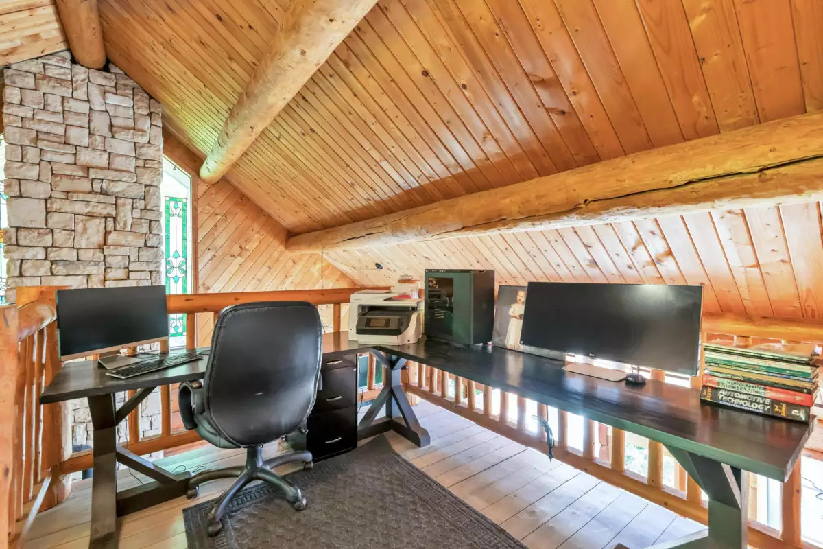 Loft / Bonus Room Photo of 11108 Greenwood Drive, Mission, BC