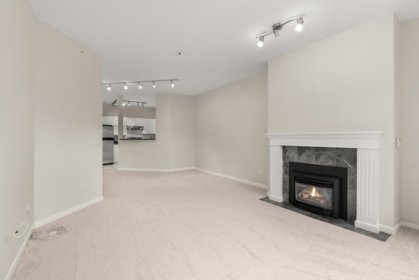 202 1153 54a Street, Delta, BC, Delta — Apartment/Condo for sale
