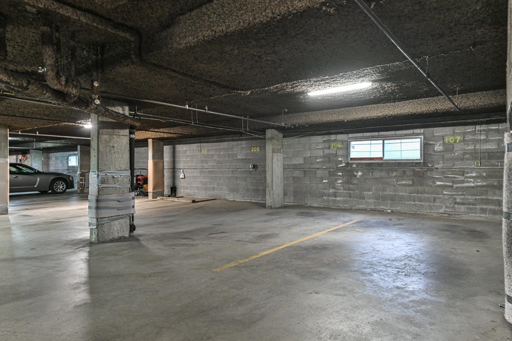 Family Room Photo of 107 32040 Peardonville Road, Abbotsford, BC