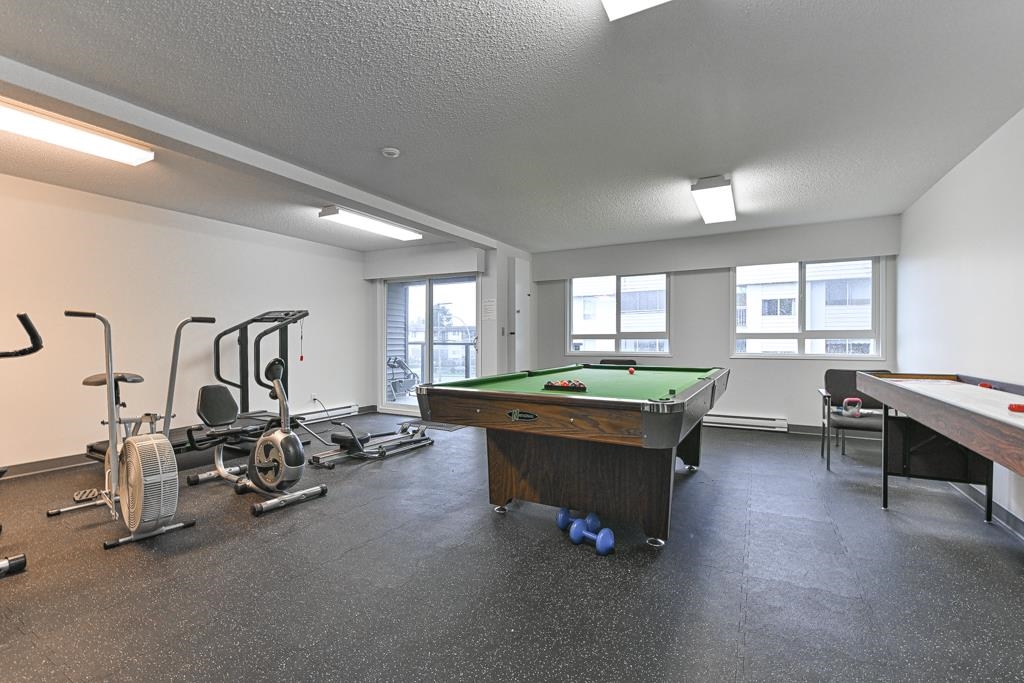 Kitchen Photo of 107 32040 Peardonville Road, Abbotsford, BC