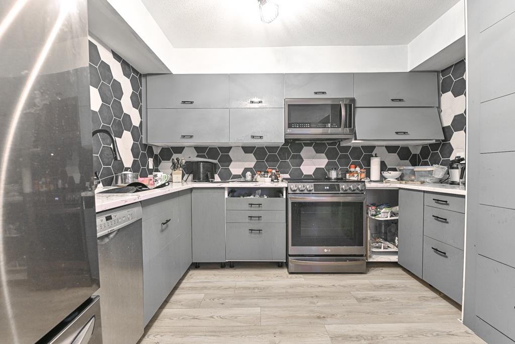 Powder Room Photo of 107 32040 Peardonville Road, Abbotsford, BC