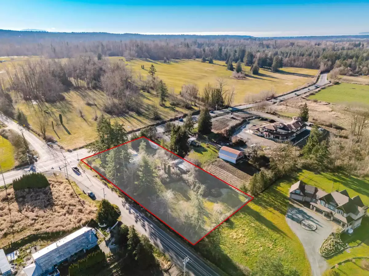 Exterior Front Photo of 1613 208 Street, Langley, BC